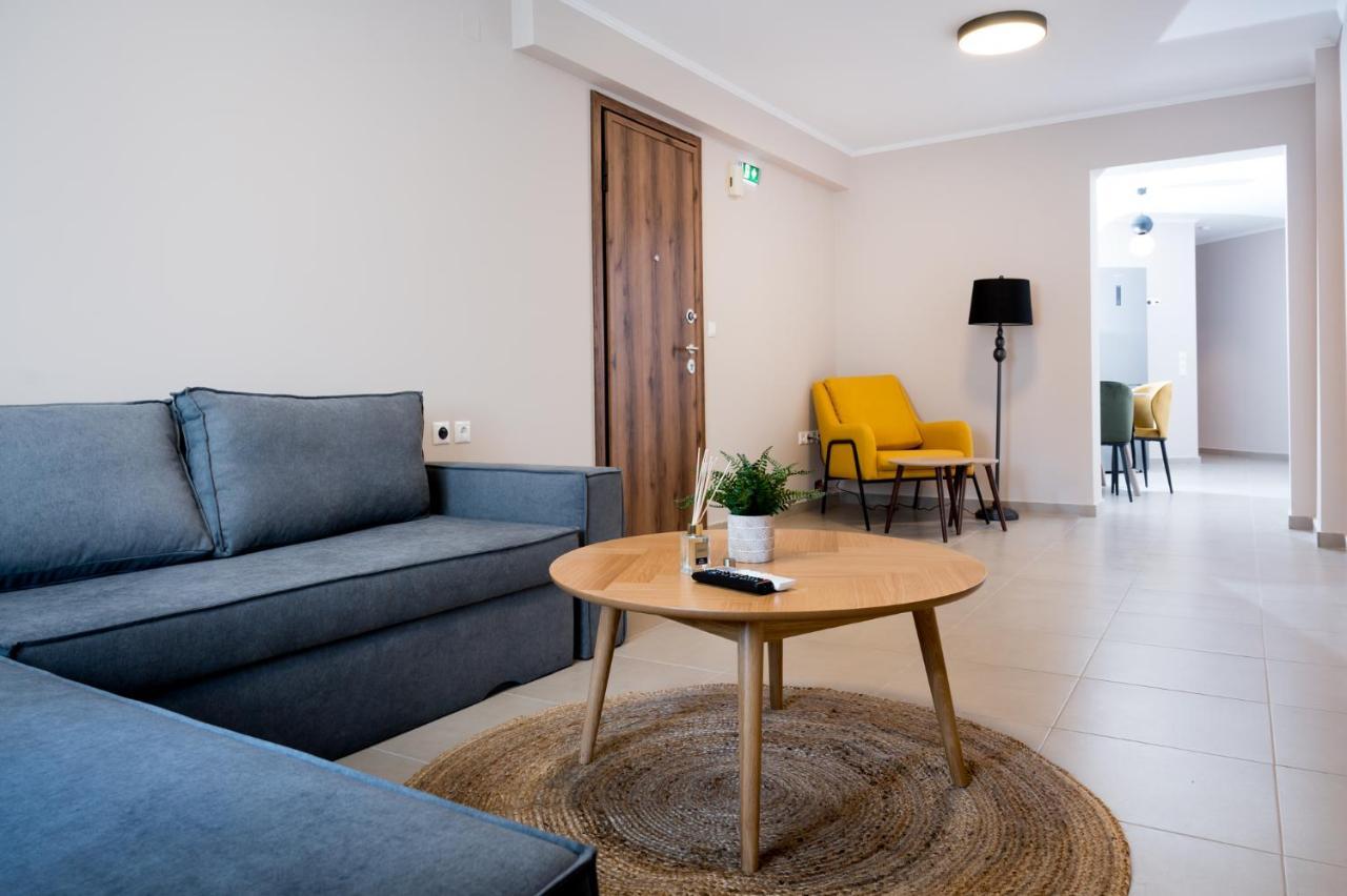Meda Apartments Preveza Esterno foto