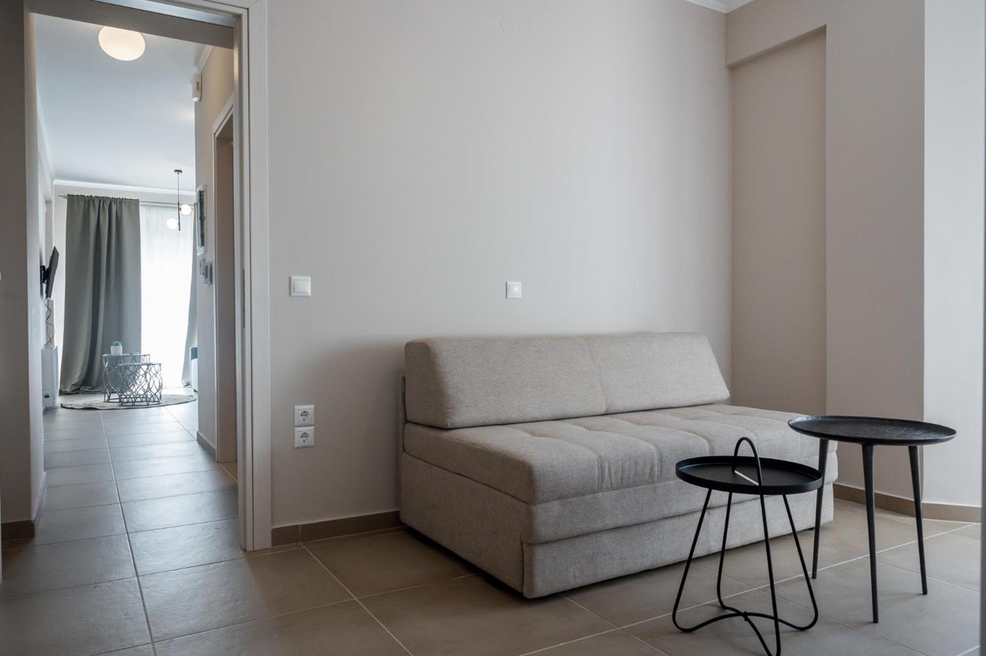 Meda Apartments Preveza Esterno foto