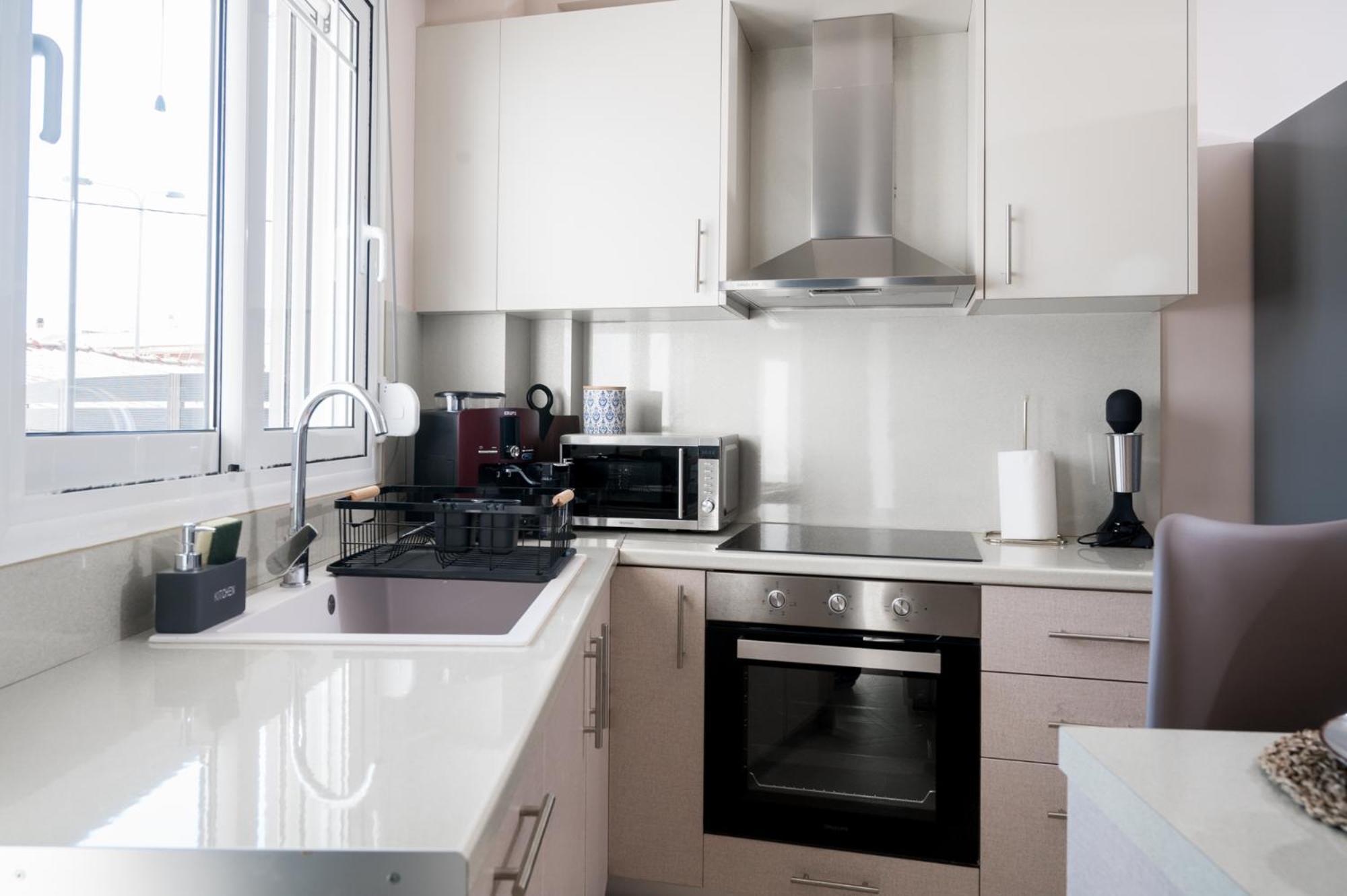 Meda Apartments Preveza Esterno foto
